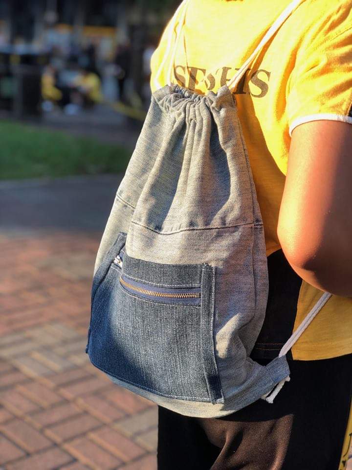 netclicks_ust's tweet photo. Grab your chance now and get your hands on your own DAYNIM soon ✊ Also, WATCH OUT FOR THE NEXT PRODUCT 💛TOTE BAGS💛

Only here at Netclicks ✨
Contact us ⬇⬇⬇
0906 482 5900
0916 881 5200
0943 367 7595 https://t.co/JwbZXXFXfI