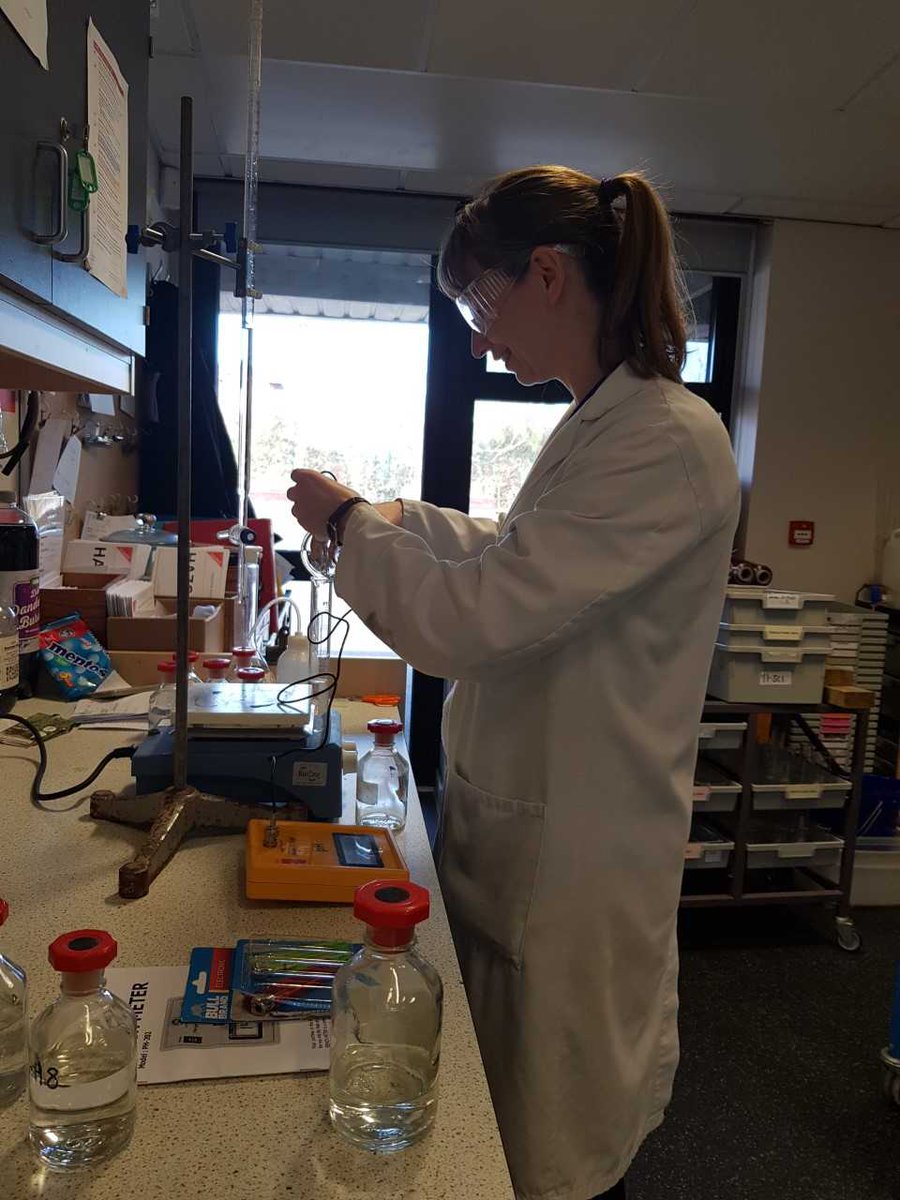 Making buffer for solutions for AQA RP #science #TECHOGNITION <a href="/Magna_Science/">MagnaScience</a>