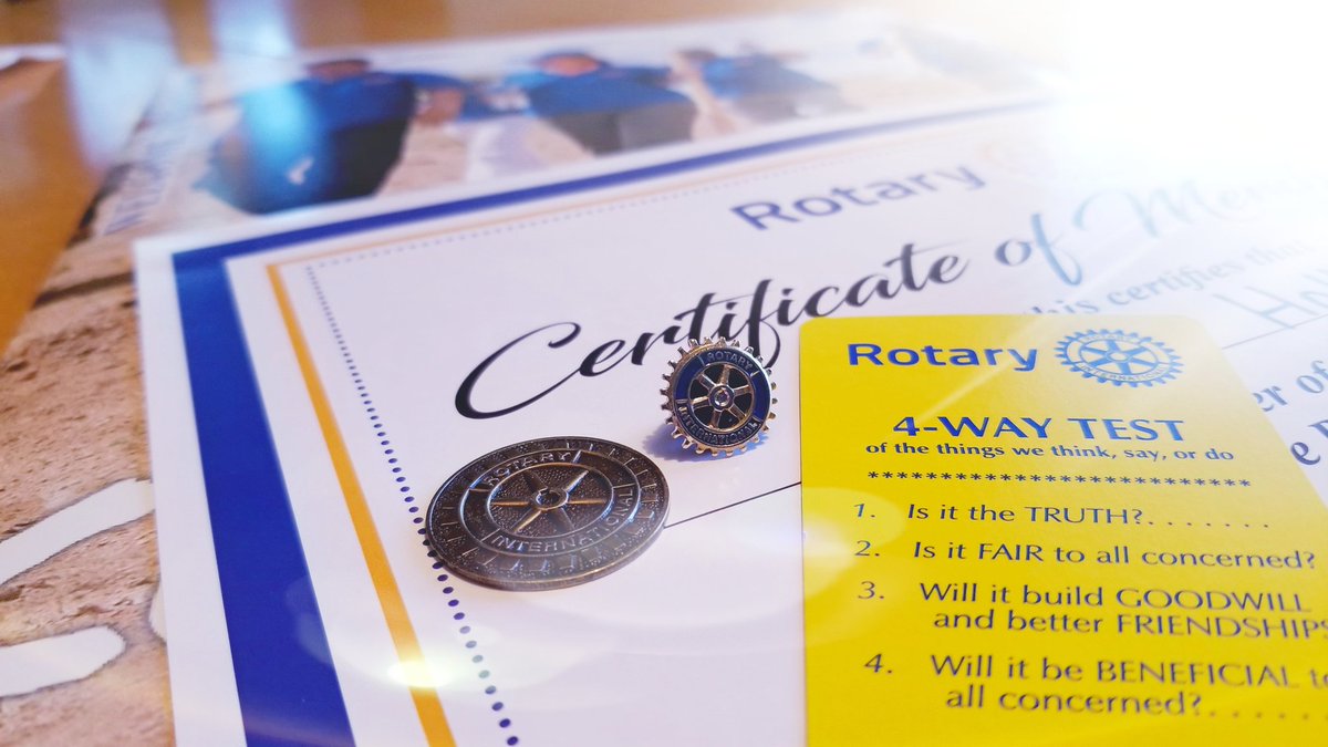 Happy Monday! Are you a member of one of the #Rotary Clubs here in #RedDeer? If not we'd love to have you join us in #MakingADifference locally and globally. @UrbanSpiritsRD @rotary_sunrise @RedDeerRotaract @RotaryRDEast #ServiceAboveSelf