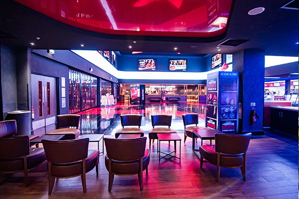 Venues_org_uk's tweet photo. .@cineworld Milton Keynes offers a wide variety of screen events and have additional event space for receptions, digital branding options and even a boardroom available for hire. https://t.co/2nCzZ7lned #CineworldMiltonKeynes #screenevents #uniquevenues https://t.co/Bh0jHZ0UL9