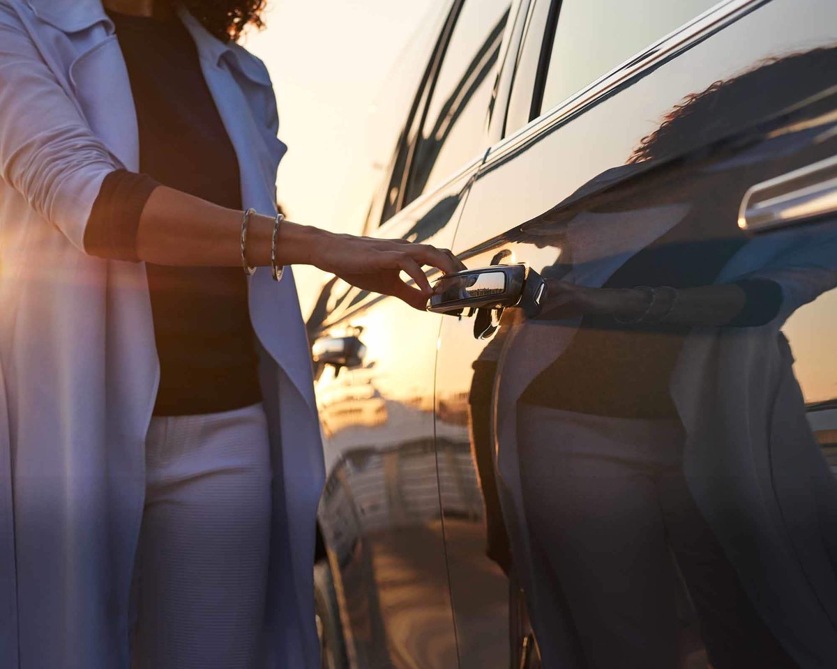 CrestAutoMall's tweet image. Snow days are great for exploring our inventory online! crestwoodbridge.com #lincolns #new #used #luxury #happytohelp #snowdayshopping #crestcars