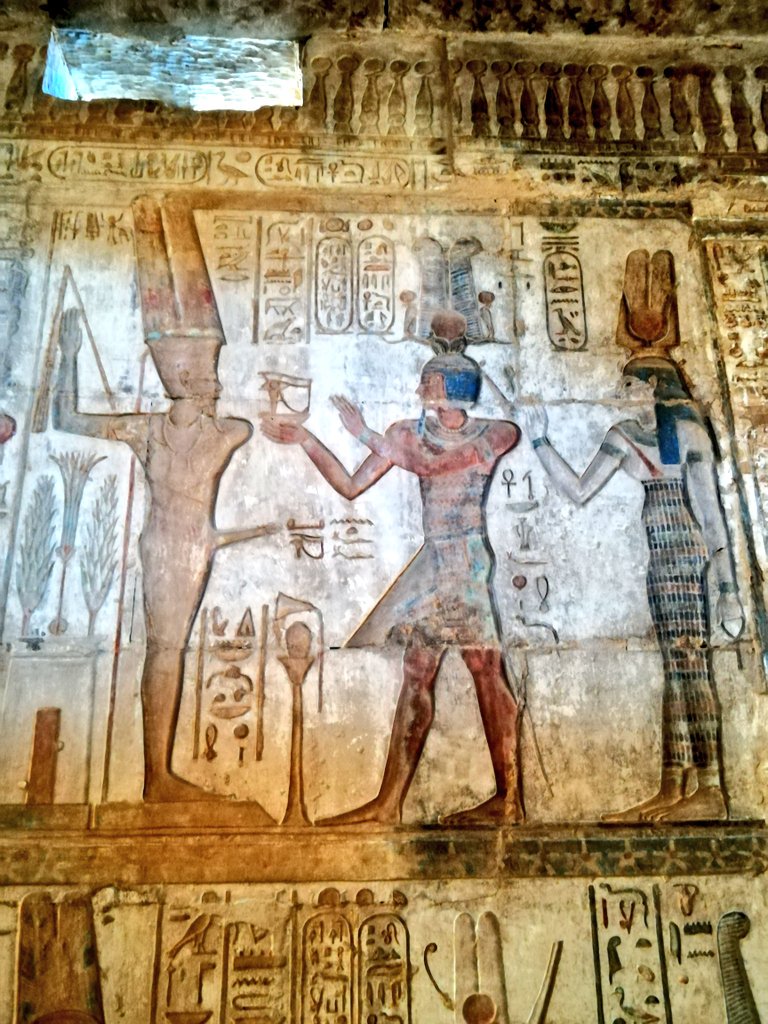 VagaBobTravel's tweet photo. Deir el-Medina - craftsmen and workers village
#deirelmedina #thebannecropolis #tombbuilders #village #medina #workers #craftsmen #tombs #temples #tombpaintings #ptolemaictemple #jackalheadedgod #anubis #afterlifegod #fertilitygod #egyptiangodmin 
#ancientegyptianlovemaking https://t.co/KtcyYkUV6t