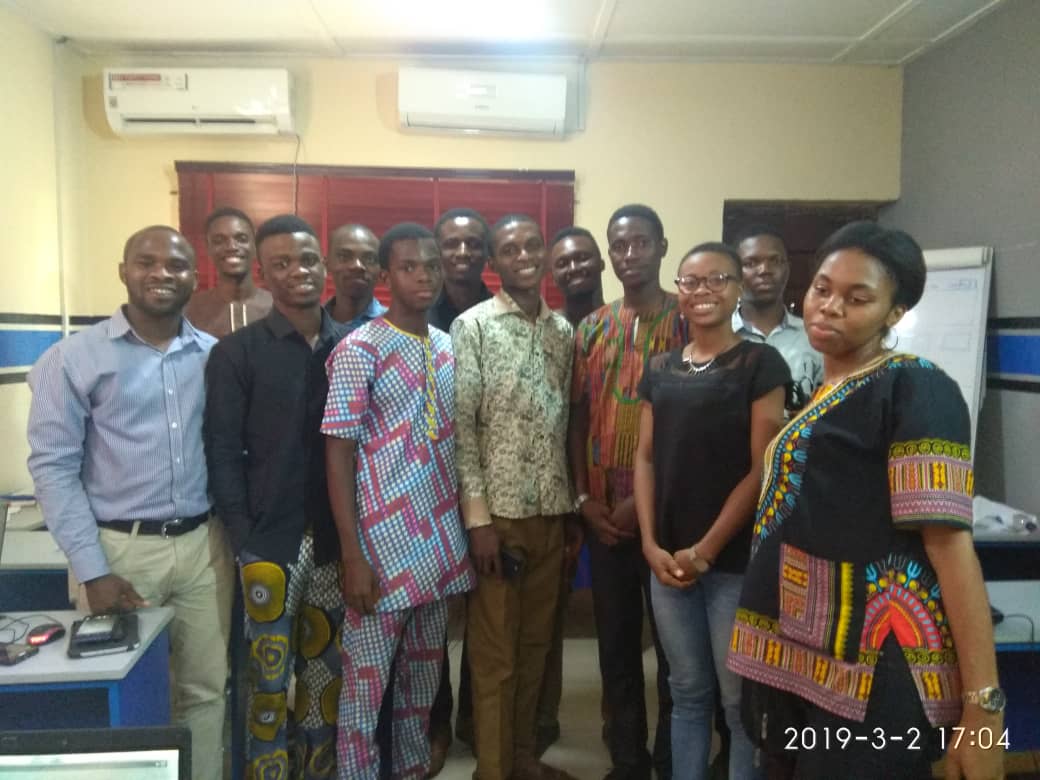 meebolSME's tweet photo. Meebol Experts Digital Skills training on Saturday. was an awesome time empowering the future of Nigeria. From #websitedesign, to #seo to #DigitalMarketing Watch out for the next training. #meebol #GoogleDigitalSkills #InternationalWomensDay #Nigeria #GrowWithGoogle https://t.co/jamTw9swlO