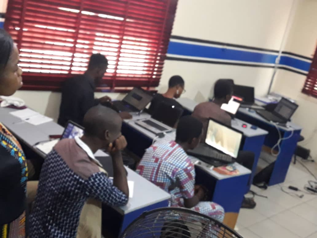 meebolSME's tweet photo. Meebol Experts Digital Skills training on Saturday. was an awesome time empowering the future of Nigeria. From #websitedesign, to #seo to #DigitalMarketing Watch out for the next training. #meebol #GoogleDigitalSkills #InternationalWomensDay #Nigeria #GrowWithGoogle https://t.co/jamTw9swlO