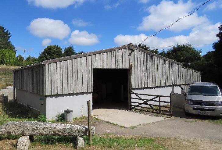 LaurenceAssoc's tweet photo. Outline planning permission granted for the construction of a new dwelling on land SW of Falmouth. The existing barn will be demolished.
#planningpermission #planningcornwall #planningdevon #architectcornwall #architectdevon #barndemolition https://t.co/ezaTQhzigb