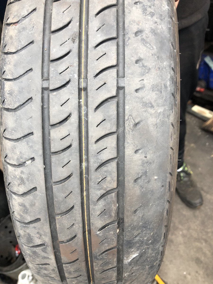 MarshTiverton's tweet photo. Tyres Low ?? Call marsh tyres now for the best price on tyres in Tiverton #cheaptyrestiverton https://t.co/nq9W0CP5I7