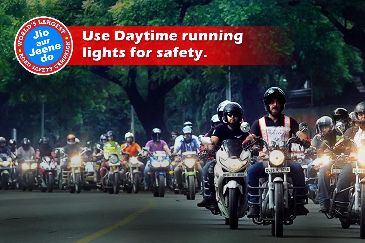 MyGeorgeApp's tweet image. RT @JioAurJeeneDo: Daytime running lights were created to help ensure drivers could see oncoming traffic easier during daylight hours. #JioAurJeeneDo #RoadSafety #DayTimeRunningLights #RoadAccidents