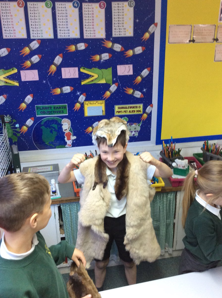 KirkEllaPrimary's tweet photo. We have also had a great time learning about the different tools people used back then and the clothes they used to wear @barneythedragon #RealHistoryAlive https://t.co/mToZ34m8dw