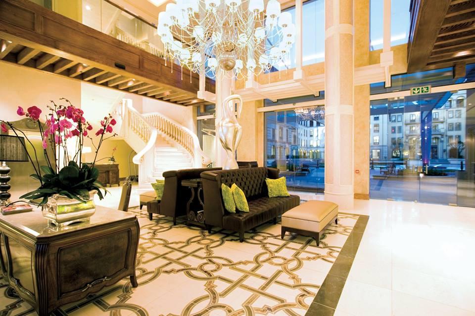 HelloMagSA's tweet photo. How does an Italian Inspired Escape at @tsogosun Southern Sun - @MONTECASINOZA sound? You can escape to with this special offer for Friday, Saturday or Sunday stays until 31 January 2020. Call 011 367 420 to book. #SSMonte https://t.co/nLK2IvIgi3