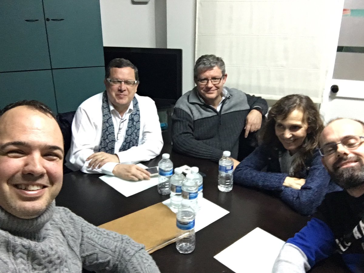 ccbrunete's tweet photo. En las últimas semanas algunos partidos políticos de nuestro municipio se han interesado por conocernos y por la labor que realizamos en Brunete. Como la Biblia nos enseña, oramos y le pedimos a Dios por todos los que desempeñan cargos de autoridad.
Foto: PSOEBrunete y VOXBrunete https://t.co/hXdhzPnQg6