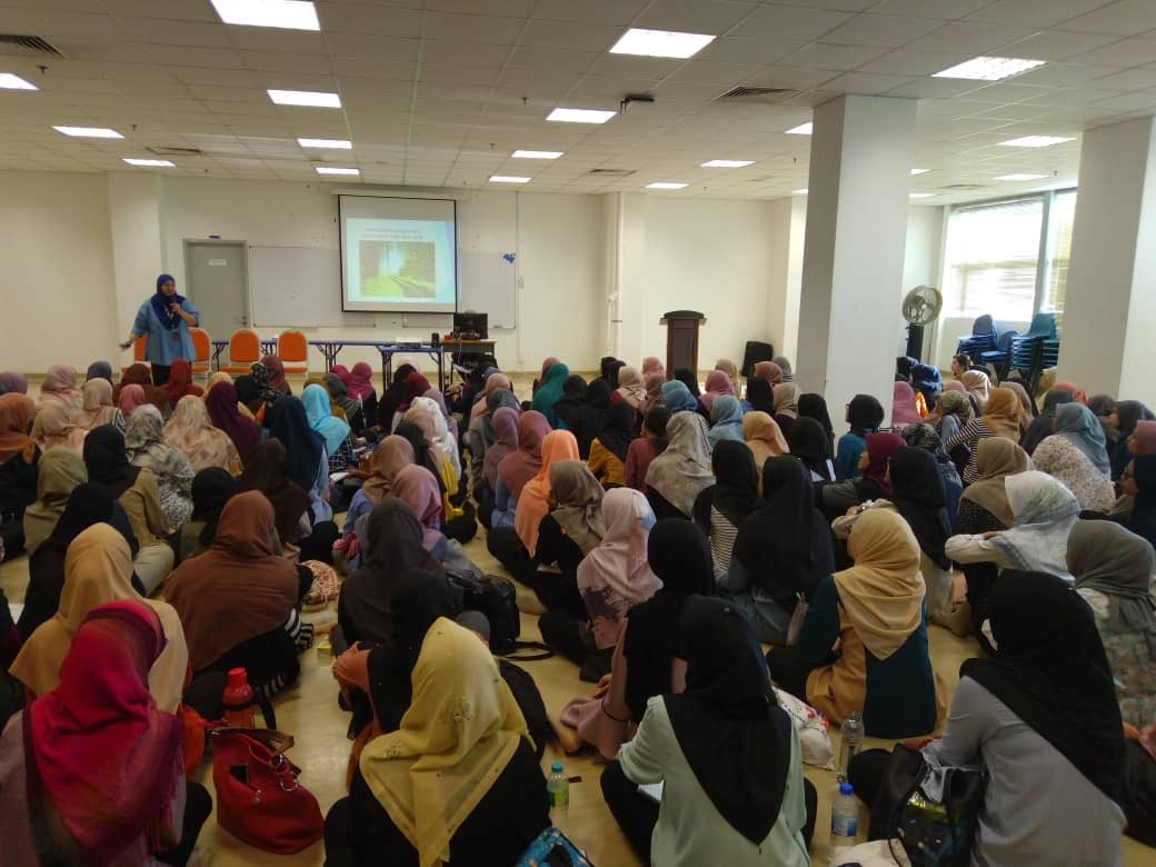 PhysedUitm's tweet photo. 2nd March 2019, Saturday.

Event: Pemantapan Destini Siswa (PDS)
Venue: Studio PJK, aras 7.
Organizer: SMFP dengan kerjasama PMFP

#UiTMDiHatiku https://t.co/L8mqLXDRDK