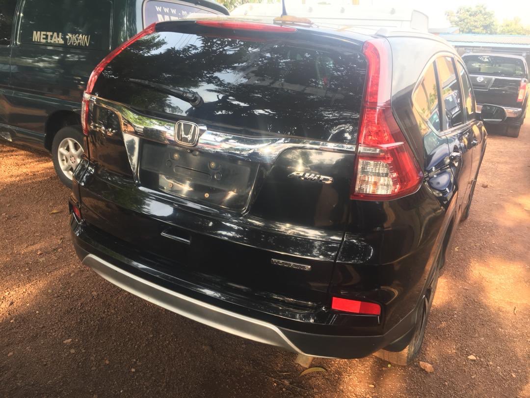 CarKantaGh's tweet photo. Contact @JnrAchie for this 2015 Honda CR-V with 2016 specs and a mileage of 66,148km at a very affordable price. https://t.co/FA2v6SQjhF.
#EverythingAutoInOnePlace #carkanta https://t.co/q8bbJ20TRG