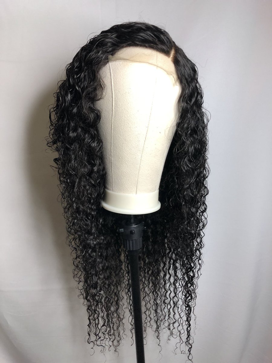 napturallyNae's tweet photo. ✨Hey you guys I know it’s time for more content and I have it on the  way. However here’s something else I been working. 💁🏾‍♀️ 

Curly wig before the the color ❗️❗️ 
#curlyhair #wigs #napturallynae #viral #color #wigcoloring https://t.co/hjaOWMQxvM