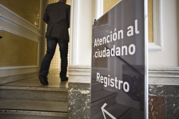 AEPD_es's tweet photo. Nota de Prensa 📝 "La AEPD publica unas orientaciones para la publicación de actos administrativos por parte de las administraciones públicas" #LOPD https://t.co/PbQ7Gxj2se https://t.co/qmVCv2MpZH