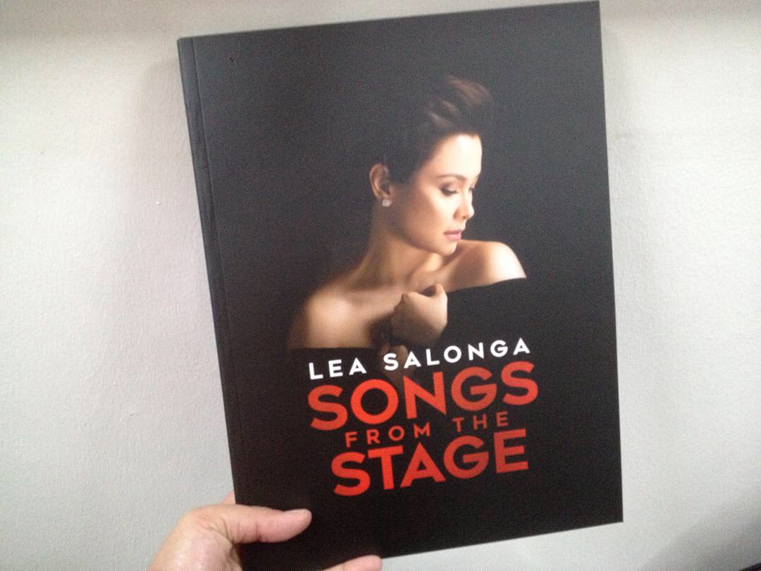 guinghyung's tweet photo. This made my day β€οΈβ€οΈ
Thank you #PlaylistBookTeam #LeaHigh https://t.co/Px0fSLBIdz