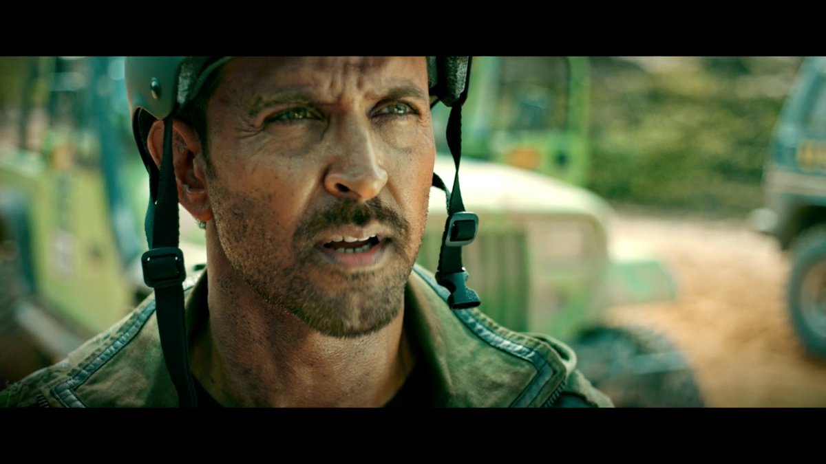HrfcKolkata's tweet photo. BTS looks of @iHrithik from the @MountainDewIn shoot #RiskUthaNaamBana #HrithikRoshan https://t.co/lCj46cUyFW