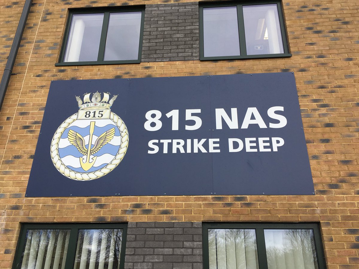 Great visit to @RNASYeovilton this morning and the Wildcat Maritime Force presenting @RNRMC. Big thanks to 815 & 825NAS for your hospitality- looking forward to hearing your plans for @YeovilMarathon in June! 👟🏃🏾‍♂️🏃🏼‍♀️ #strikedeep #nothingstopsus
