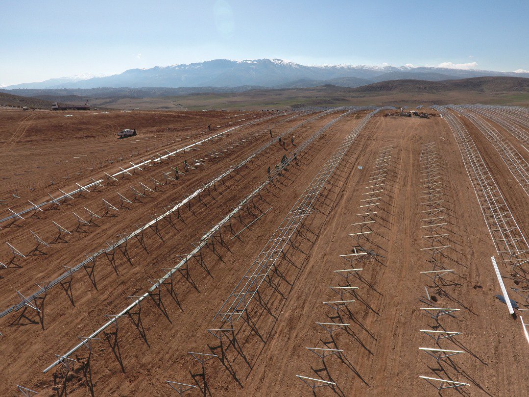 energy_parto's tweet photo. Newest photos of our #solar_farm at Kohmare Sorkhi #Shiraz #Iran
#parto_energy_iranian
#solar https://t.co/hFFryS200j