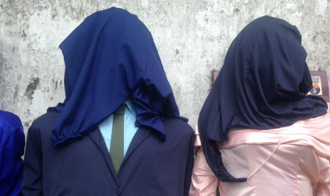 Antes do desfile em Olinda, bonecos de Bolsonaro e Michelle têm cabeças cobertas glo.bo/2SIk893 #G1 #carnaval2019 #Globeleza