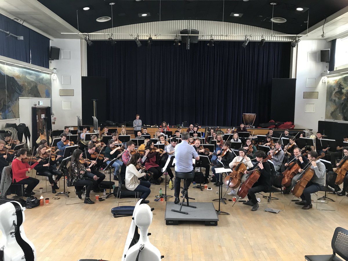 Rehearsal day today in London with Gareth Jones for next week's Tosca in Abu Dhabi. Back to Cardiff tomorrow for rehearsals with <a href="/jonathanbloxham/">Jonathan Bloxham</a> and <a href="/ShekuKM/">Sheku Kanneh-Mason</a> for this week's tour of Wales.