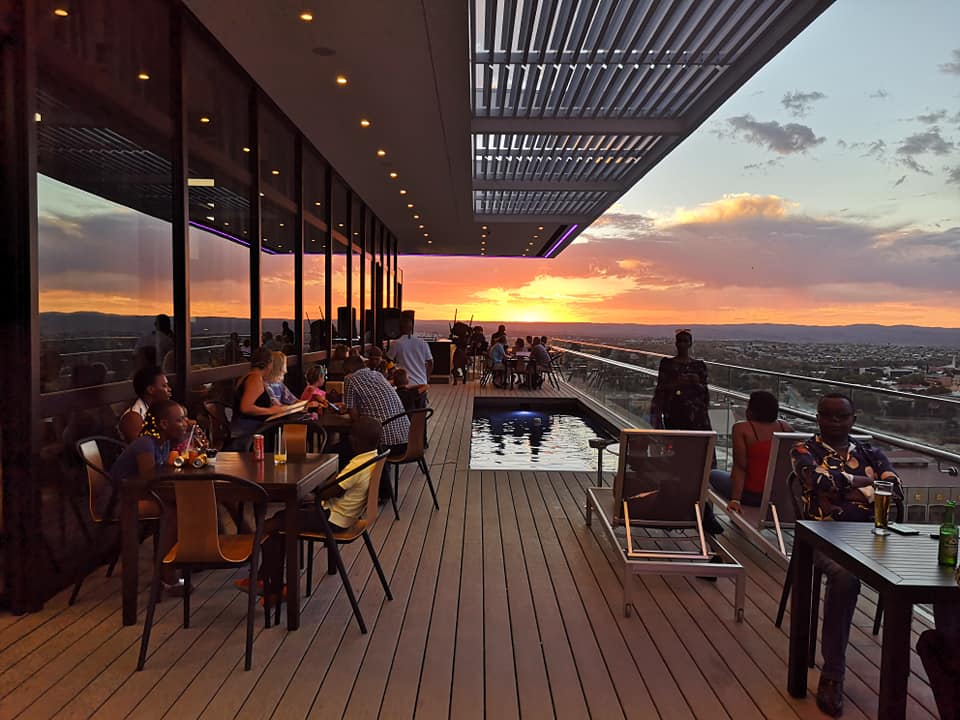 Good food, awesome drinks, great view and amazing company.

Welcome to Stratos at Avani
Officially open to the public

#officiallyopen #stratos #stratosatavani #lifestyle #namibia #avaniwindhoekhotelandcasino