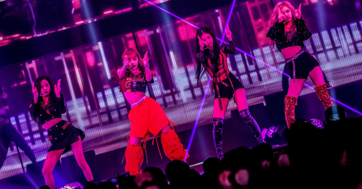 2019 Kids' Choice Awards - Favorite Global Music Star #KCA
Total Tweets Update | 190306

#1 #VoteBLACKPINK - 319.3K (+10.2K)

#2 Taylor Swift - 23.7K (+3.5K)

Gap: 295.6K Tweets 

Notice: Our votes are decreasing everyday. WARNING!

<a href="/ygofficialblink/">BLACKPINK GLOBAL BLINK</a>