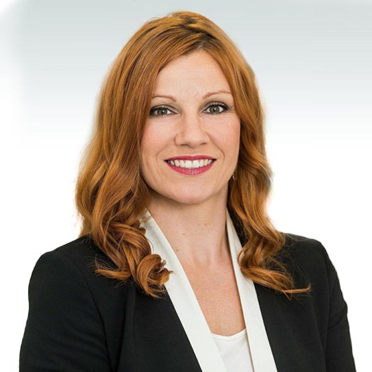 Meet Mannon Fredette, she is fully bilingual and she has over 10 years of experience in real estate and has been with RE/MAX for over 10 years. #WalkerGroup #Ottawa #Agent