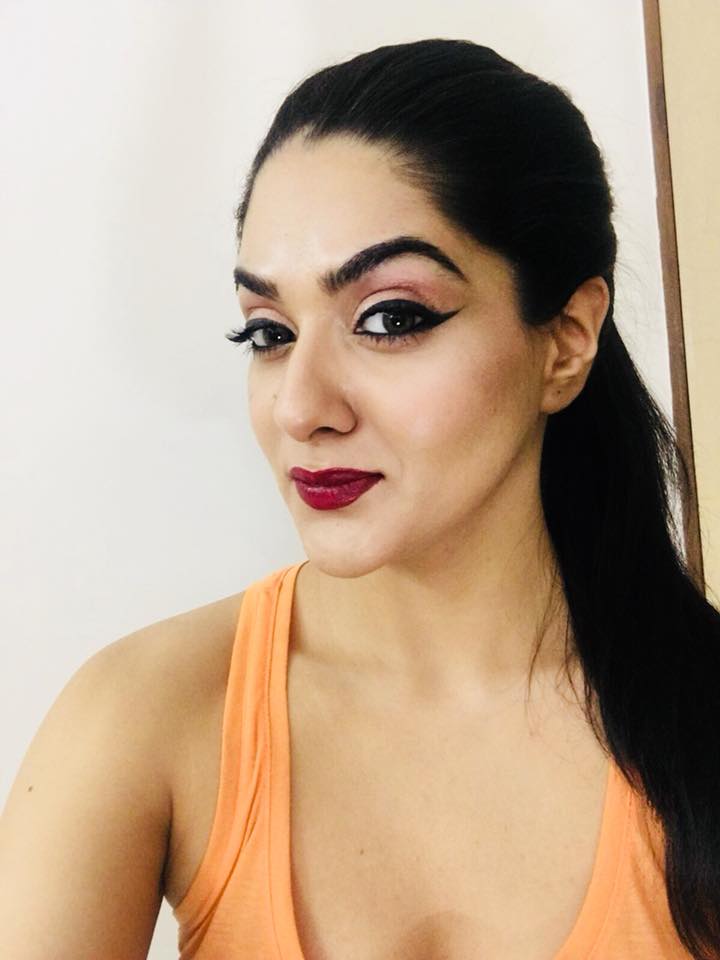 jonamaditya's tweet photo. Makeup for my Celebrity Client Sakshi @SakshiCh2017 ❤️ https://t.co/3ODTMXsygO
