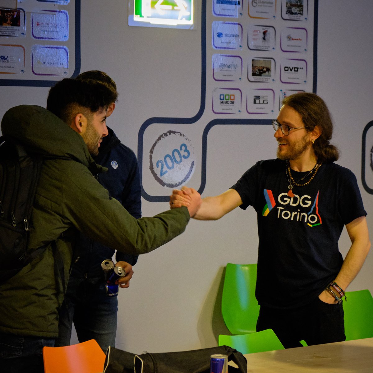 I3P_Torino's tweet image. Ecco le foto di #HashCode2019! #Coding, lavoro di squadra, resistenza: sono gli ingredienti essenziali per la #Google Competition più attesa dell'anno!
Congratulazioni a tutti i partecipanti!
Grazie ai ragazzi del @gdgtorino