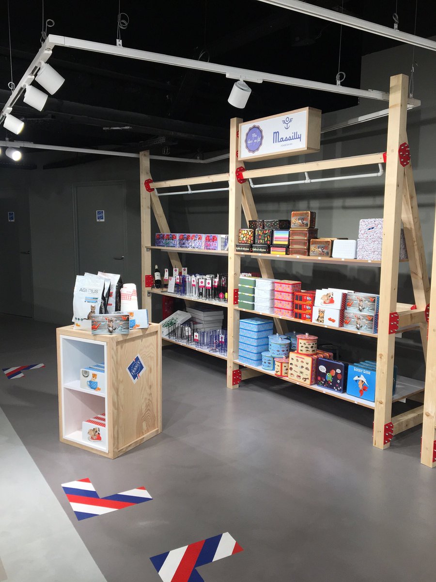 EmmaOldn's tweet photo. A découvrir : la boutique éphémère @LesBoutiquesVLF dédiée au #madeinfrance au centre commercial @ItalieDeux https://t.co/YVU7hsUlb4