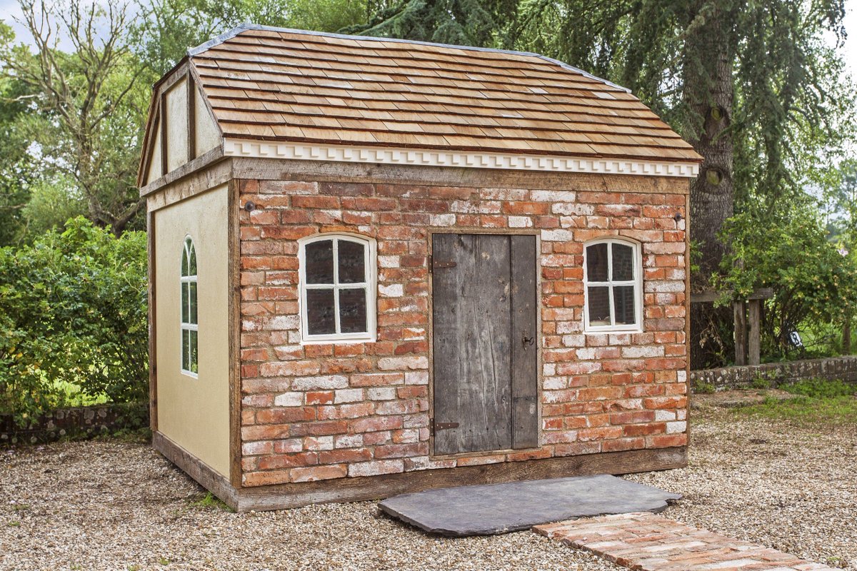 brickslipsDCT's tweet photo. !!STOCK DUE IN!! The Georgian Reclaimed Brick Slips are recycled and re-purposed from authentic period bricks. These are fantastic if you are looking to recreate period brickwork or create a genuinely rustic atmosphere. We deliver Nationally. Enquire for Prices and Availability. https://t.co/xBguGe0Bpb