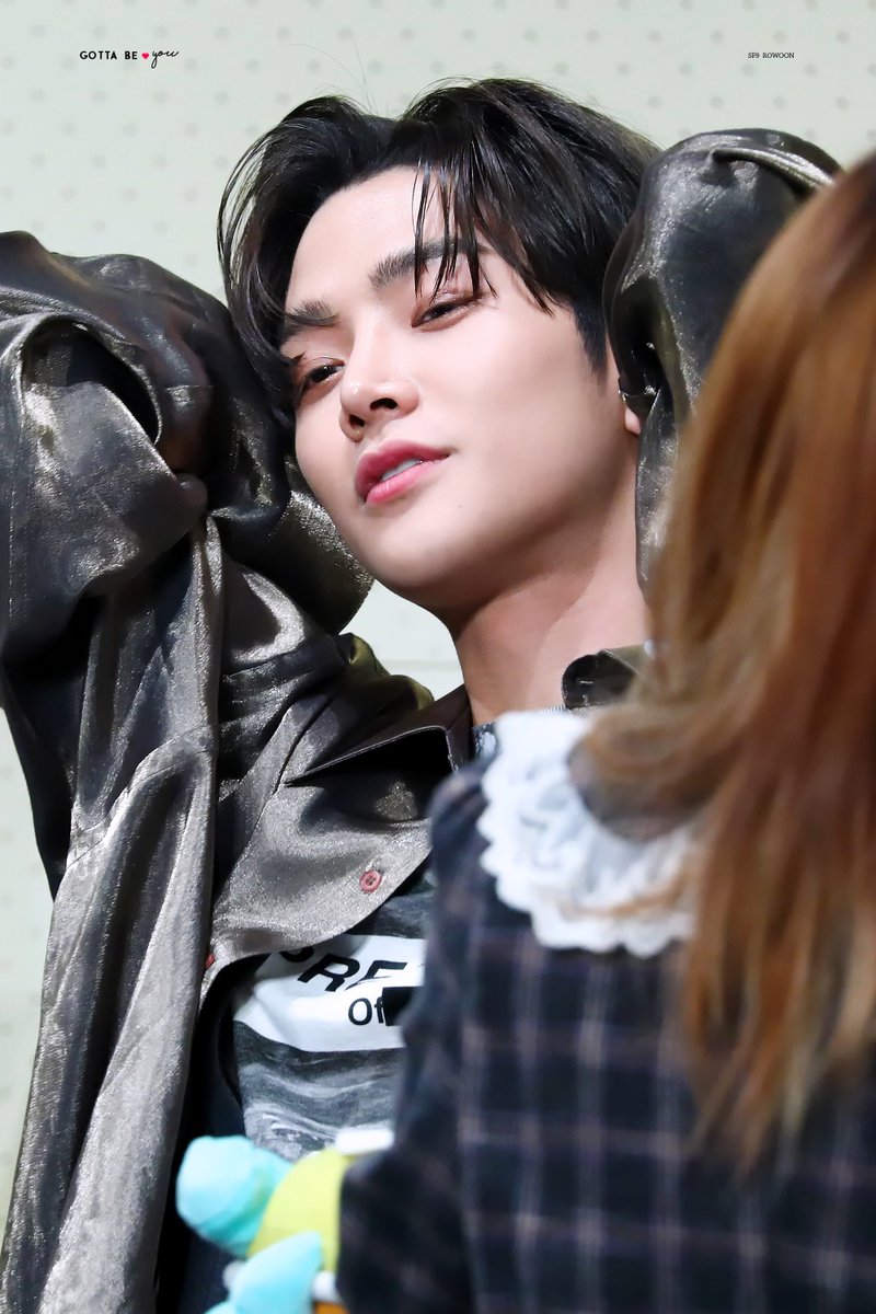 kimseokwoo_com's tweet photo. 190303
#로운 #ROWOON #SF9 #에스에프나인 https://t.co/FPl9uwqc1z
