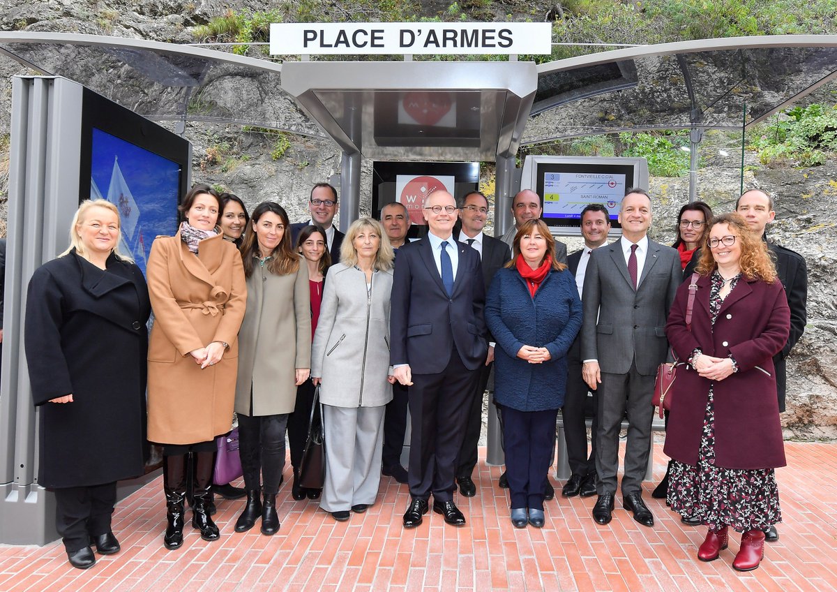 GvtMonaco's tweet photo. Le premier Abri-voyageurs "Smart" a été inauguré ce matin en présence de personnalités Monégasques. Installés à #Monaco, ils ont pour ambition de devenir des points de repère et de développer une nouvelle manière d’interagir avec l’usager. Plus d'infos : https://t.co/2DZzIgF1d4 https://t.co/5NEx4hs6MM