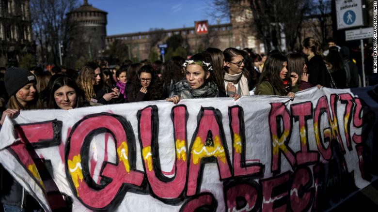 cnni's tweet photo. Only six countries currently give women and men equal rights, a major report from the World Bank has found https://t.co/j3juueAKZS https://t.co/W72dSFF7ff