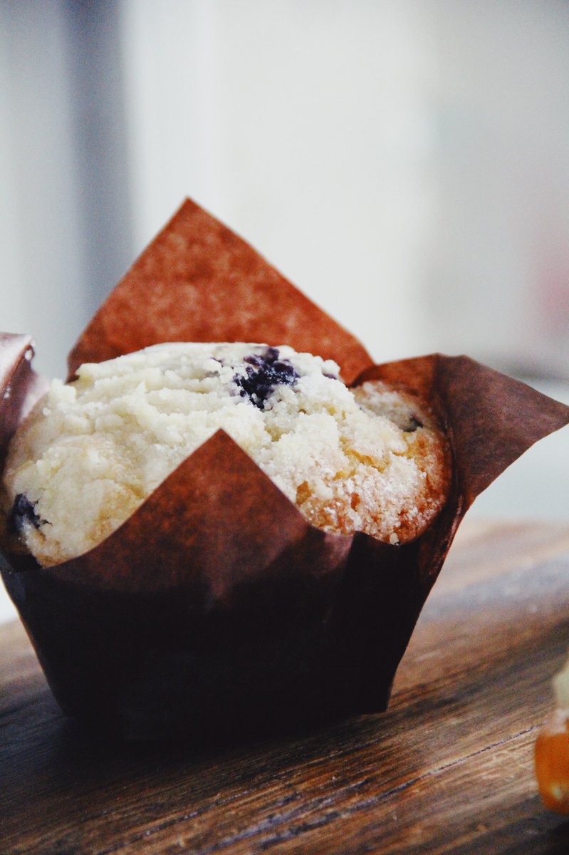 railwaycoffee's tweet photo. Making Monday manageable one freshly baked muffin at a time.
.
#coffeeshop #specialtycoffee #coffeeforlife #monday #mondaymotivation #rustonla #eatlocal #supportlocal #eatingnorthla #rustoneats #thirdwavecoffee #coffeeculture #railwaydowntown #railwayatthenest #downtownruston https://t.co/D706bnzbMA