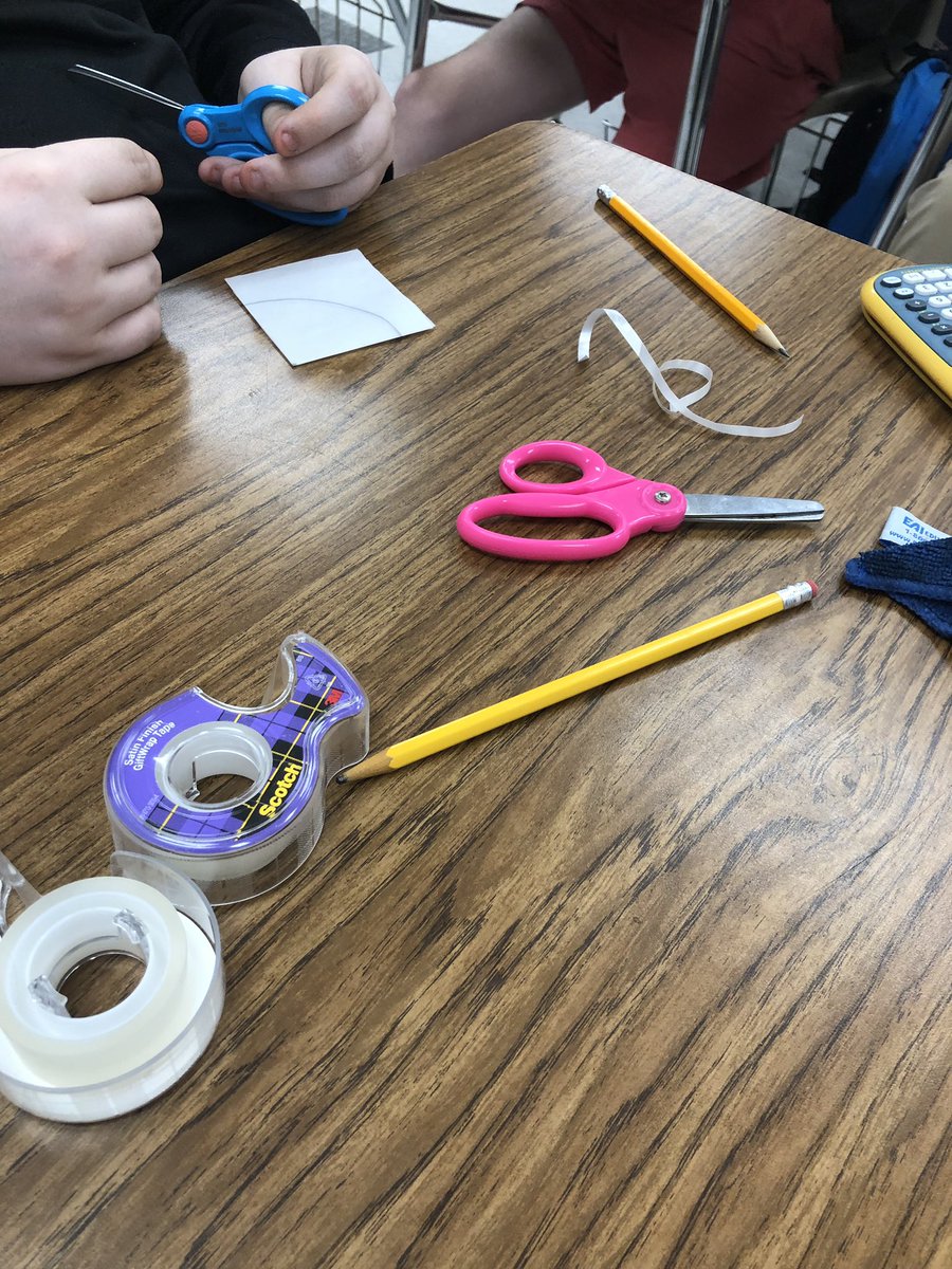 a_w_sapp's tweet photo. Learning about circumferences, Pi, and diameters with a hands-on activity! #RealWorldGeometry #EnfamilCansCameInHandy #ItsAlmostPiDay @haleybnesmith @lblair15 https://t.co/4K5ltgfKo6