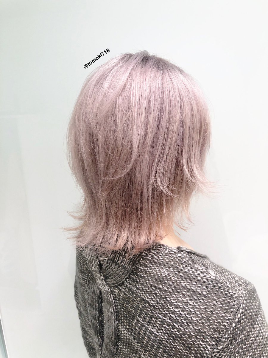 Tomo ホワイトブリーチ ホワイトカラー 派手髪 柔らかい感じたまらんよね ټ レシピは誰にも話さんから大丈夫 笑 Tomo ホワイトブリーチ ホワイトカラー 派手髪 柔らかい感じたまらんよね ټ レシピは誰にも話さんから大丈夫 笑