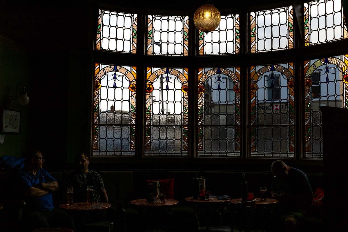 johngarghan's tweet photo. A sure sign you need to get in touch with AA when you can’t remember the name or location of the pub that you have been in, and even worse I do remember I didn’t stop for a drink just the use of the facilities. #StainedGlassWindow #StainedGlass #Window #Pubinterior #JohnGarghan https://t.co/BuymMcJnGh