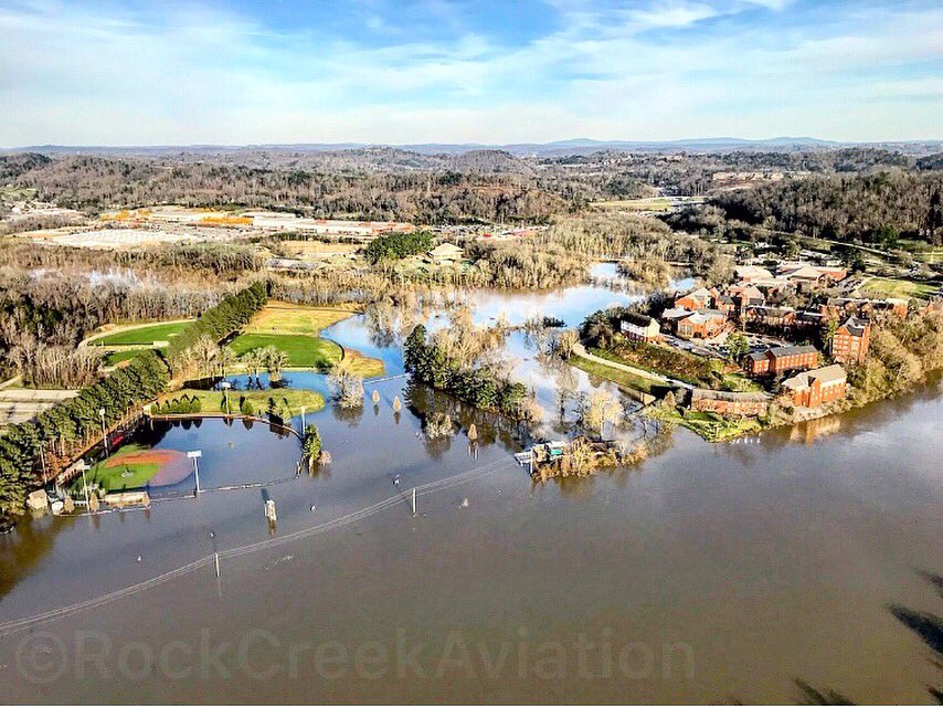 Hey <a href="/baylorschool/">Baylor School</a> students, take a look at the fields!  <a href="/TVAnews/">Tennessee Valley Authority</a> <a href="/TNRiverkeeper/">TennesseeRiverkeeper</a>