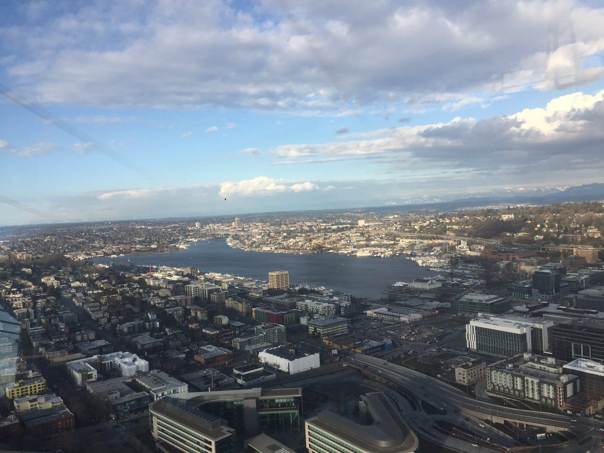 bakunasearth's tweet photo. Spent a great weekend beautiful Seattle, now I am rested and excited for a two day AP conference and sharing all of the wonderful things we are doing in Delaware, featuring a lot of current and former APES. @caityybabyy1 @parisdaee @Lizzychilders2 #APWithWe https://t.co/lfxMlby756