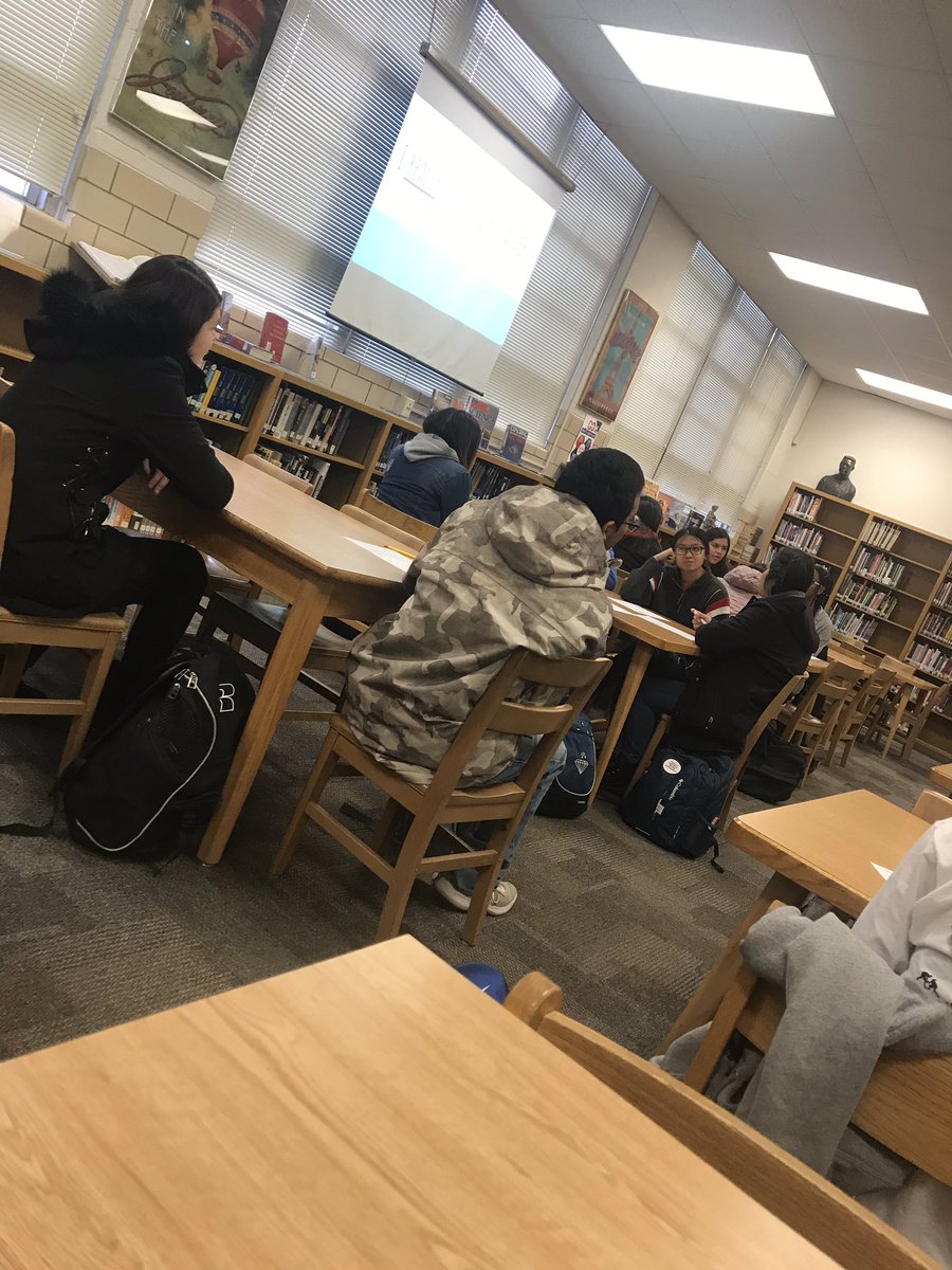 Jacque_Bayless's tweet photo. What’s the best way to warm up on a snowy day? Studying poetry in the library of course! #PDHS #Donsread #LearnwithBayless https://t.co/DfJO2uqiKy