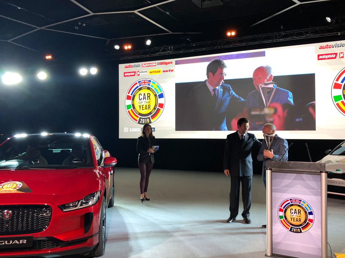 caroftheyear's tweet photo. Ian Callum director of design of Jaguar receives the #CaroftheYear 2019 award from Frank Janssen president of the Coty Jury https://t.co/vSredyRi63