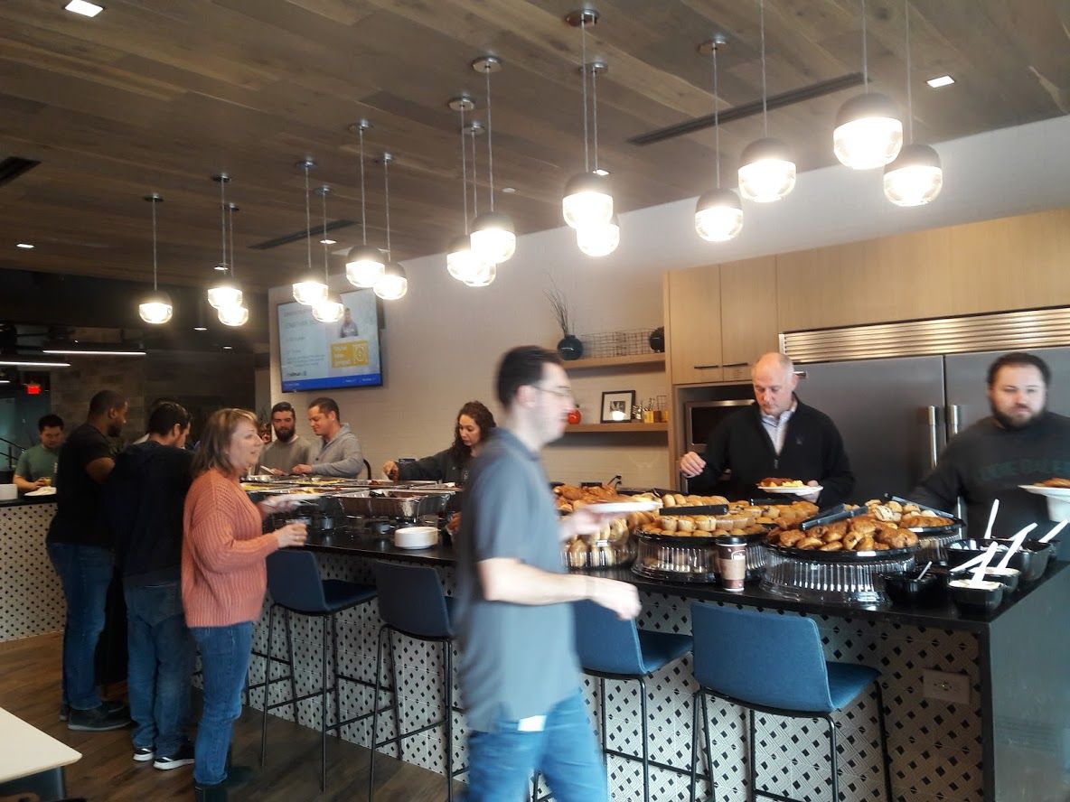 Billtrust's tweet photo. This past Friday, Billtrust celebrated #EmployeeAppreciationDay with a delicious breakfast!

Learn more about the unique way we celebrate our employees in this @4imprint article: https://t.co/T4FbNy9dNR #ILoveMyJob #BilltrustRocks #MondayMotivation #B2B #Tech https://t.co/27lw95jAOw