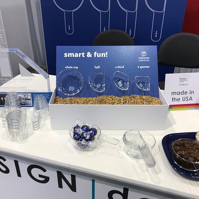 pamfdaniels's tweet photo. Visual measuring cups #smartandfun @housewaresshow Come visit us in N8724 in Discover Design. Winner of #giaawards and @bestproductsdotcom https://t.co/tklu1fij5Y https://t.co/SfcvvB4lxi