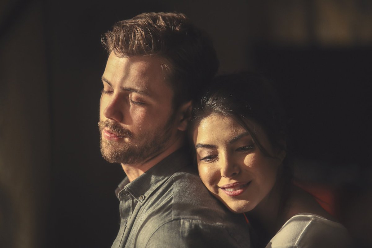 Bukadar mutluluk Yavuza fazla 🤗
Kesin sonunda bişey olcak bizi çok fena şeyler bekliyo diye düşünenler burda mı ??? 🙄🙄🙄
#TolgaSarıtaş #DenizBaysal #Söz
#YavDer #saatkaç