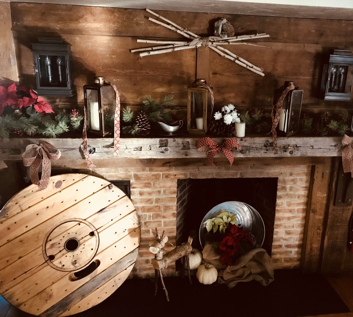 Due to the #snowstorm the summerhouse and model homes will open at 11am today. How will you be enjoying today's winter wonderland?! The #RyeTavern is a great place to cozy up and enjoy some excellent farm-to-table food and well-crafted cocktails. ow.ly/JraA30nUK66