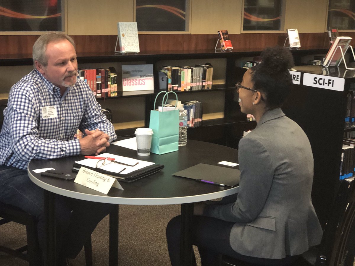 BrownHeatCoolAL's tweet photo. The future looks bright! Our Operations Mgr, Brian had the opportunity to participate in practice interviews w/@HooverHighBucs https://t.co/e8jQycaB4t
