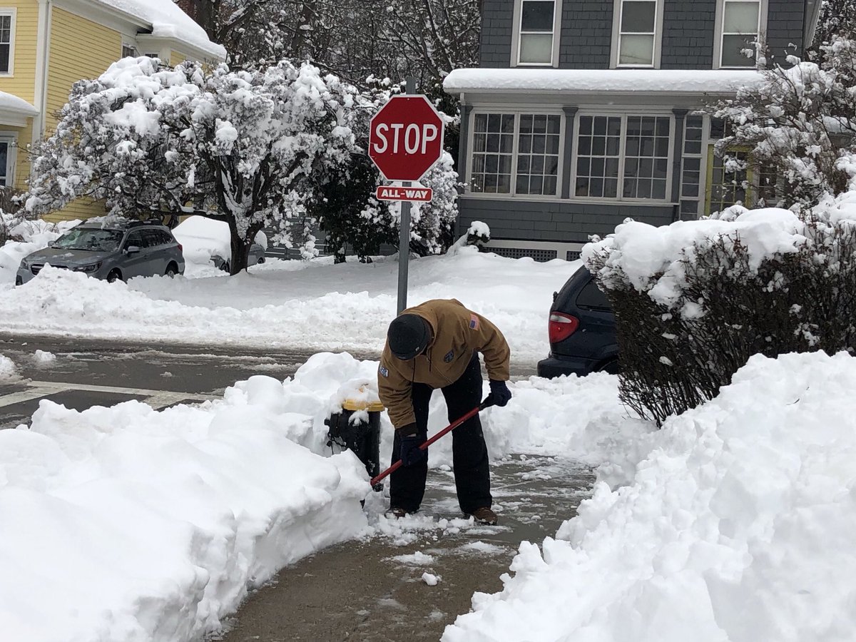 MartyJWalsh's tweet image. I just finished digging out the fire hydrant in front of my house. Please help @BostonFire and your neighbors by digging out your fire hydrants too. #BOSnow