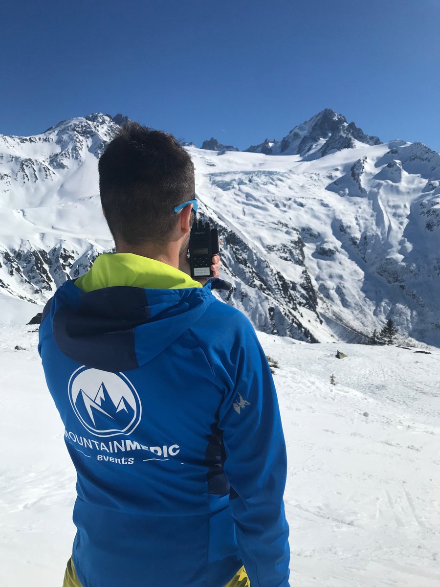 RadioSecours's tweet photo. Nous avons besoin de vous, de votre aide. Un simple clic sur le lien ci-dessous suffira : https://t.co/cC6C4TJhK1
Votre vote permettra à Radiosecours de se concrétiser car le projet qui  aura recueilli le plus de like se verra attribuer une subvention...
Nous comptons sur vous https://t.co/K3V7birTQi