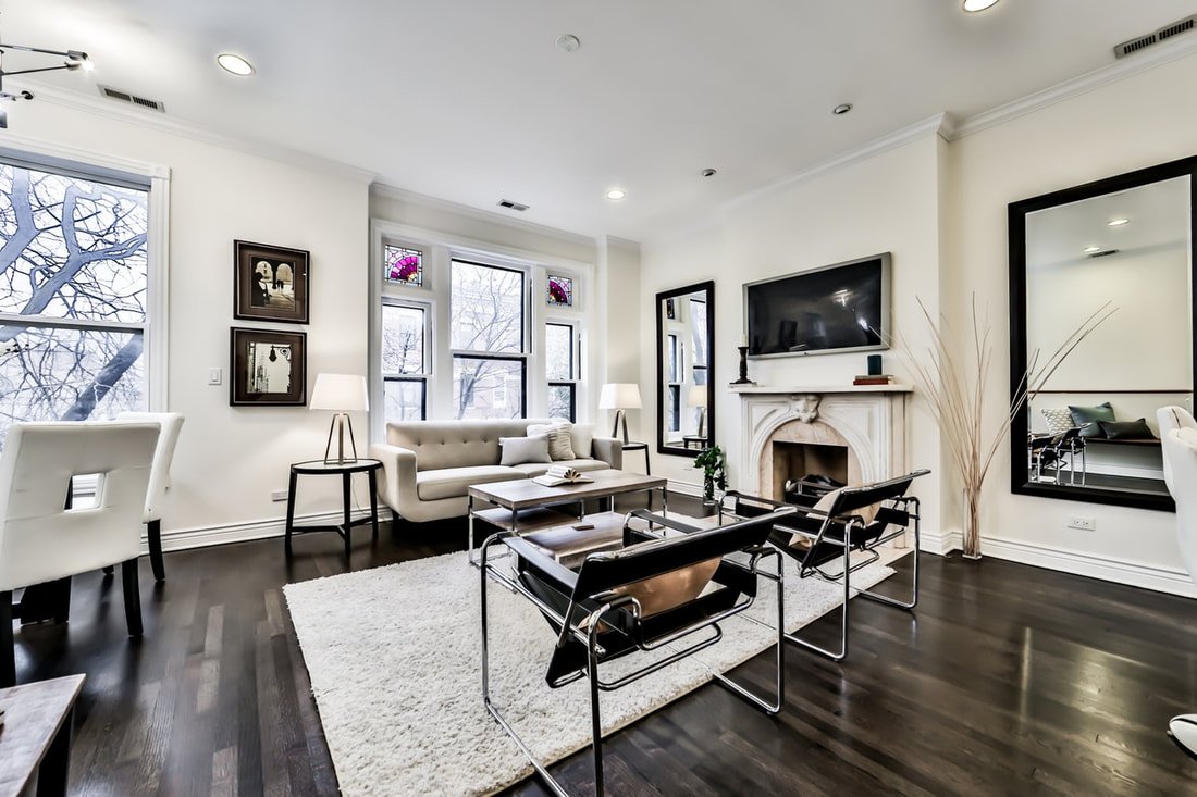OakBrookChamber's tweet photo. Welcome to the @oakbrookchamber Sizzle Productions!

Owners Phil &amp; Ashley Stout work with clients across the Chicagoland area ​from studios to large estates helping achieve a look to sell...on time &amp; within budget.

https://t.co/06LWCpXfml https://t.co/aSPgHERIy5